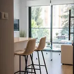 Casamar - Upscale One-bedroom By The Sea Apartment Larnaca