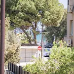 Apartment Casamar - Upscale One-bedroom By The Sea Larnaca